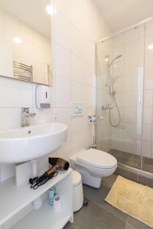 Hot Spot Vilnius Apartments! Ngoại thất bức ảnh