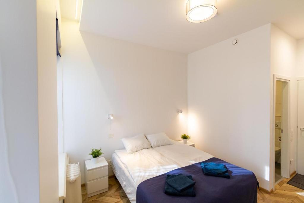 Hot Spot Vilnius Apartments! Ngoại thất bức ảnh